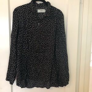 Floaty zip up shirt by Minimum. Moves collection